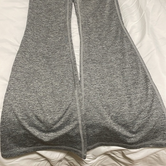 Aerie Offline Grey Foldover Pants - Picture 3 of 3